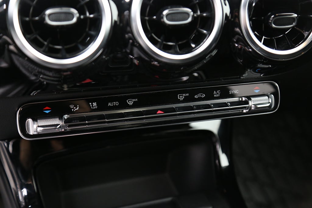 Mercedes-Benz A 180 AMG Line Kamera Apple Carplay Drag 2019