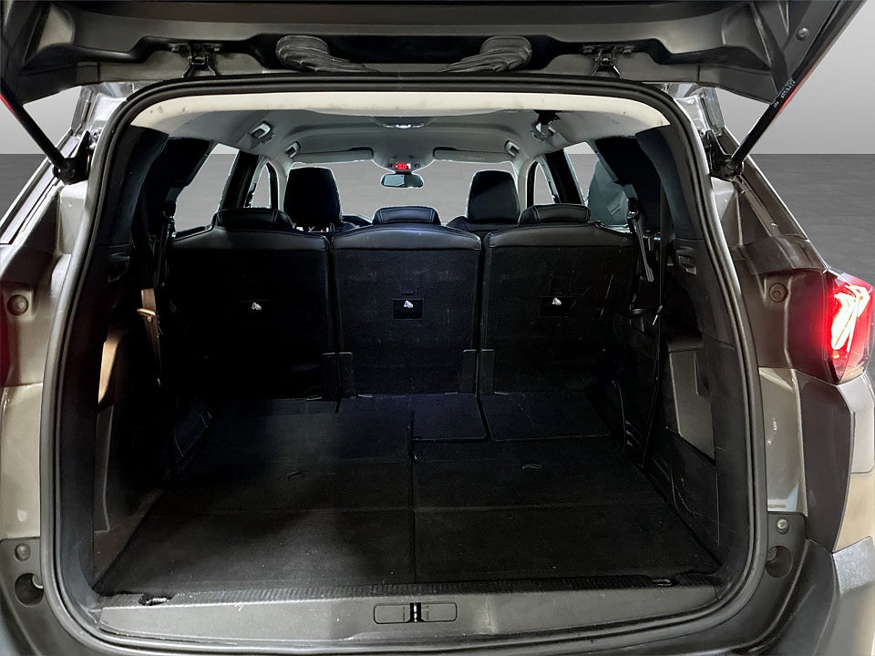 Bild på Peugeot 5008 Allure 1.2 PT 130hk Aut CARPLAY NAVI