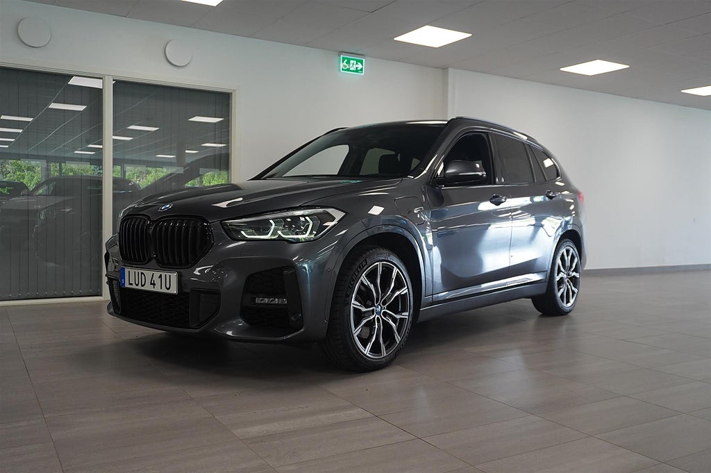BMW X1 xDrive25e xDrive 25e M-Sport HUD Fartpilot Backkamera Drag HiFi