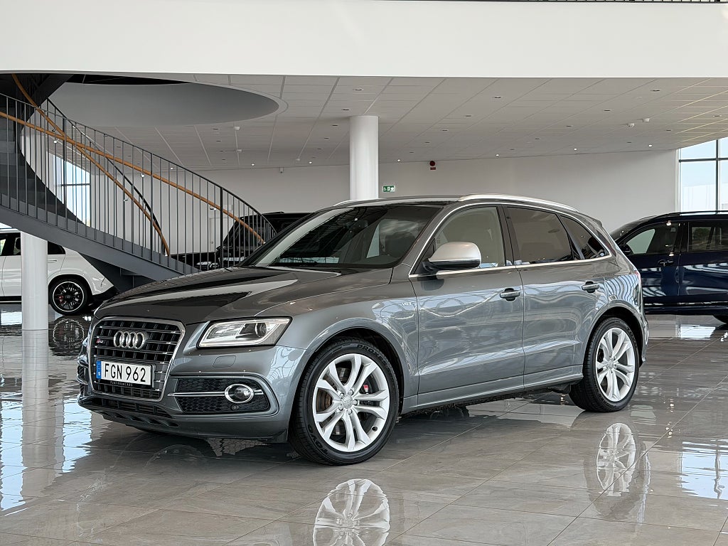 Audi SQ5 2015