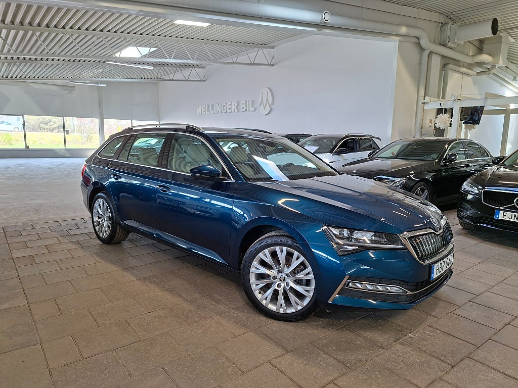 Skoda Superb iV Kombi 1.4 TSI 218 hk Plugin Hybrid (4080 mil) 