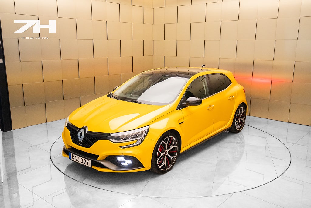 Renault Mégane R.S. Trophy 301 hk / Backkamera / Taklucka / 19" / Moms