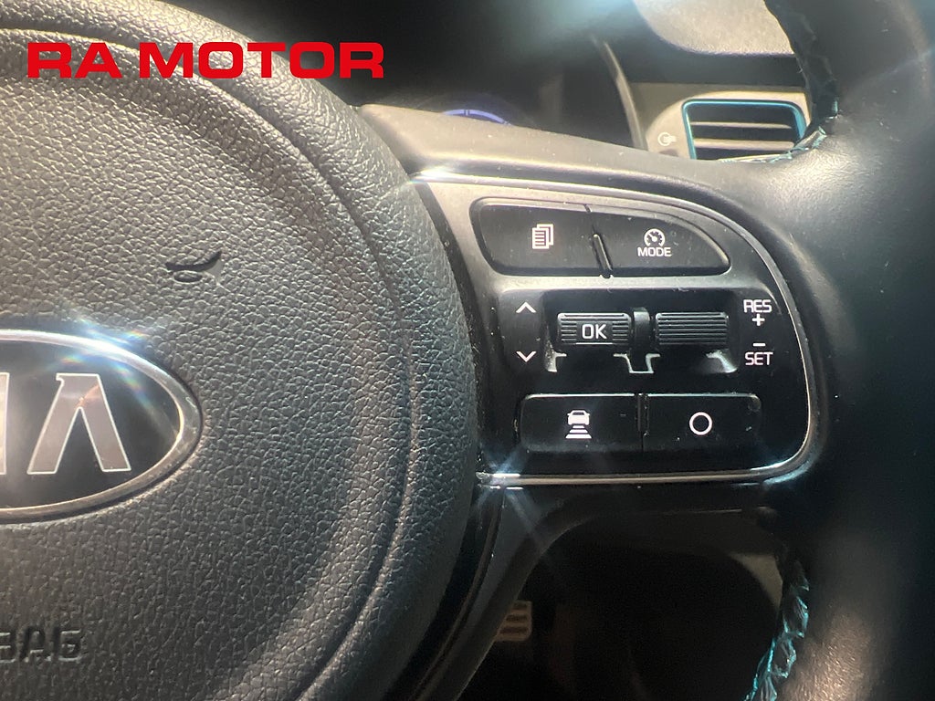 Kia E-Niro 64 kWh Advance Plus Tech Taklucka Skinn JBL Navi B-Kam