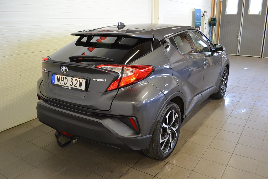 Toyota C-HR Hybrid CVT X-Edition Dragkrok Kamera Rattvärme M-Värm 2019