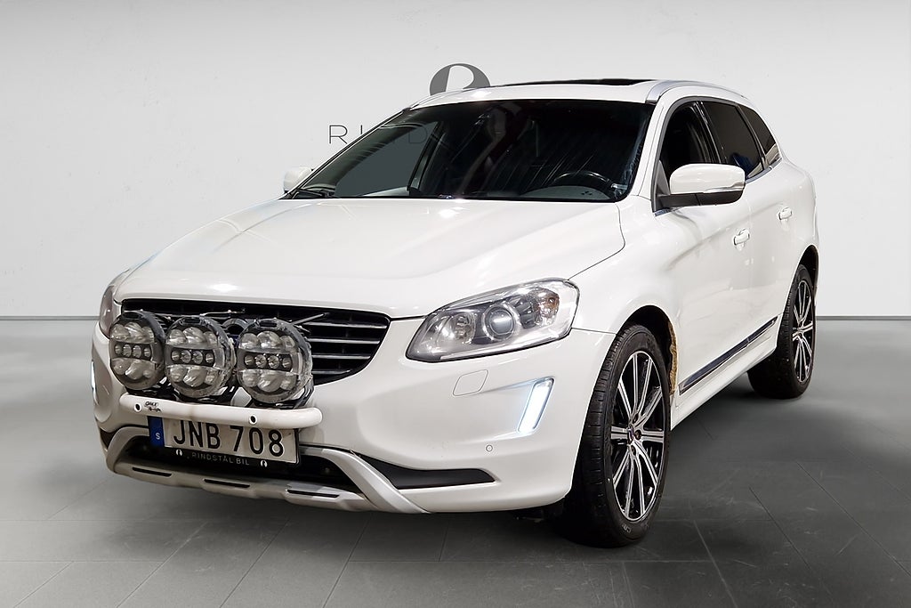 Volvo XC60 D5 220 HK AUT AWD SUMMUM DRAG P-VÄRM PANO KAMREM BYTT