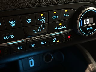 Ford Focus Active EcoBoost Active Mvärm Kamera Rattvärme S/V-hjul – bild 17