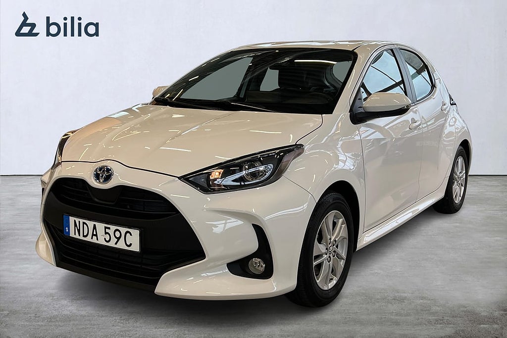 Toyota Yaris 1,5 HYBRID 5D ACTIVE KOMFORTPAKET MOTORVÄRMARE