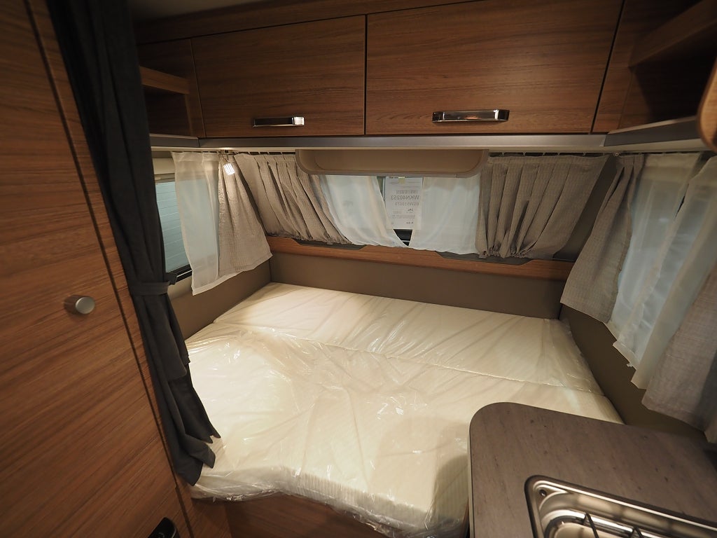 Weinsberg CaraOne 390 QD  Edition Hot