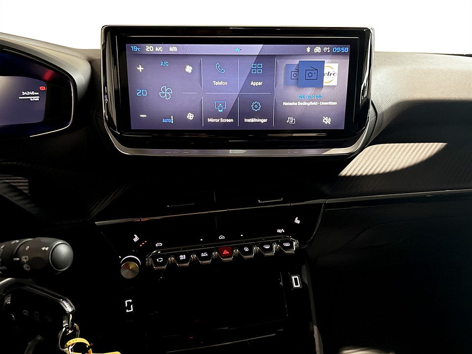 Bild på Peugeot 2008 Allure Hybrid 145hk Aut B-KAMERA CARPLAY