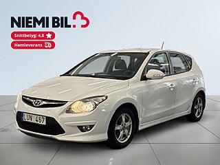 Hyundai i30 1.6 CRDi Business Kamera/Appar/Farthåll/ 0,44 L/mil – bild 1