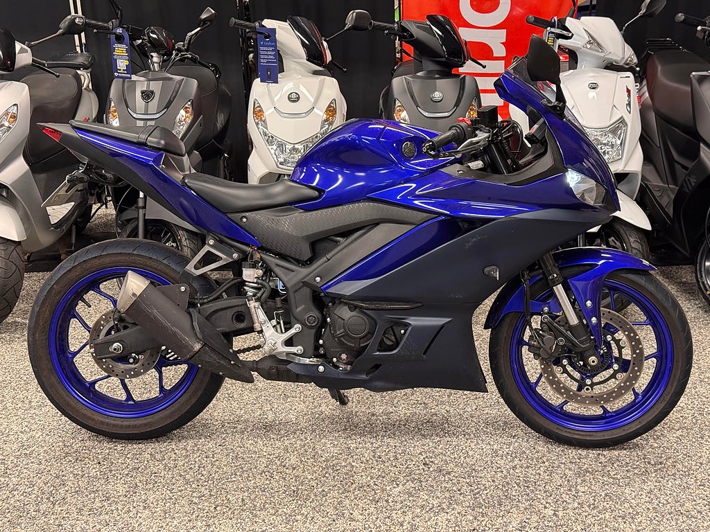Yamaha YZF-R3 