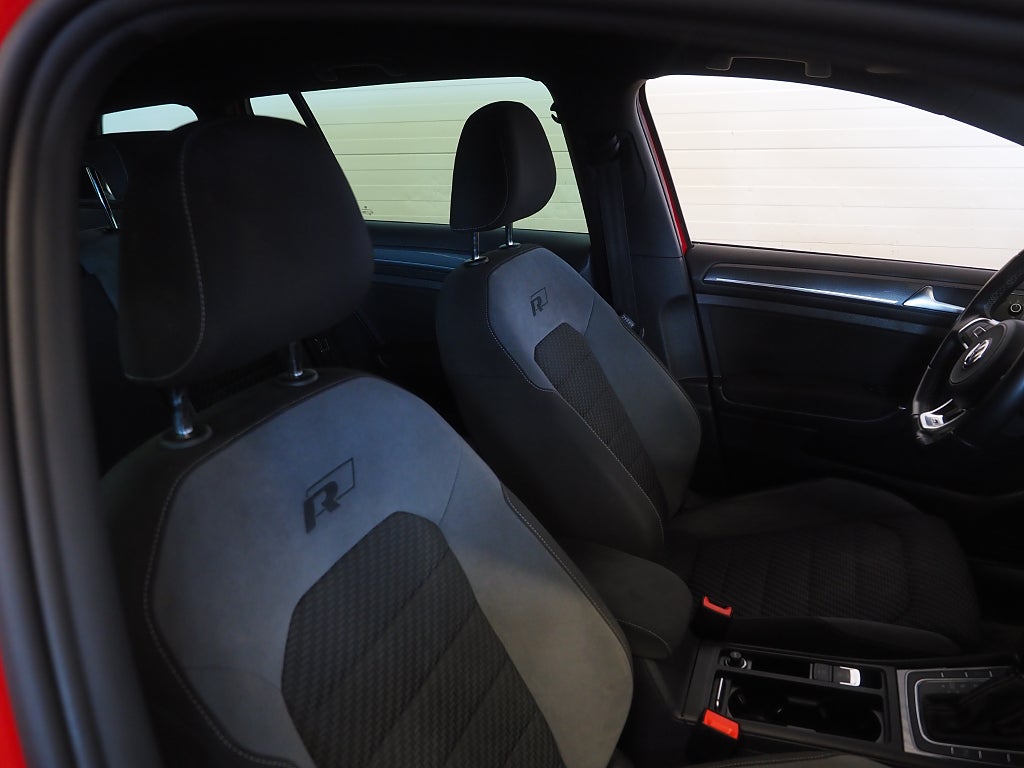 Volkswagen Golf SC 1.5 TSI 150hk DSG R-Line | Pluspaket |
