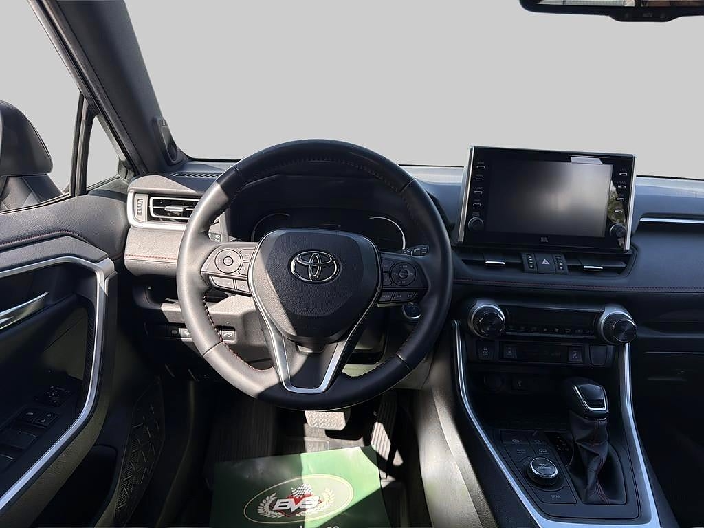 Toyota RAV4 2022 - miniatyr 10