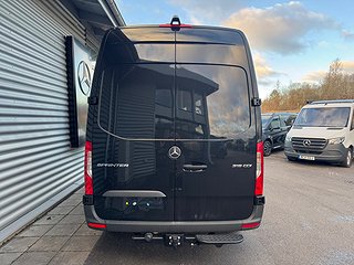 Transportbil - Skåp Mercedes-Benz Sprinter 18 av 21