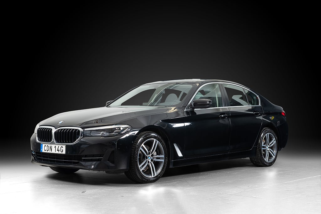 BMW 520d Sedan Sport Line *Bränslevärmare*