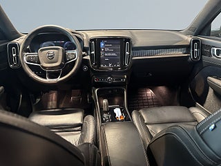 Volvo XC40 Recharge T4 DCT R-Design H&K/Skinn/MOMS/Kamera/Ad.Fhåll – bild 8