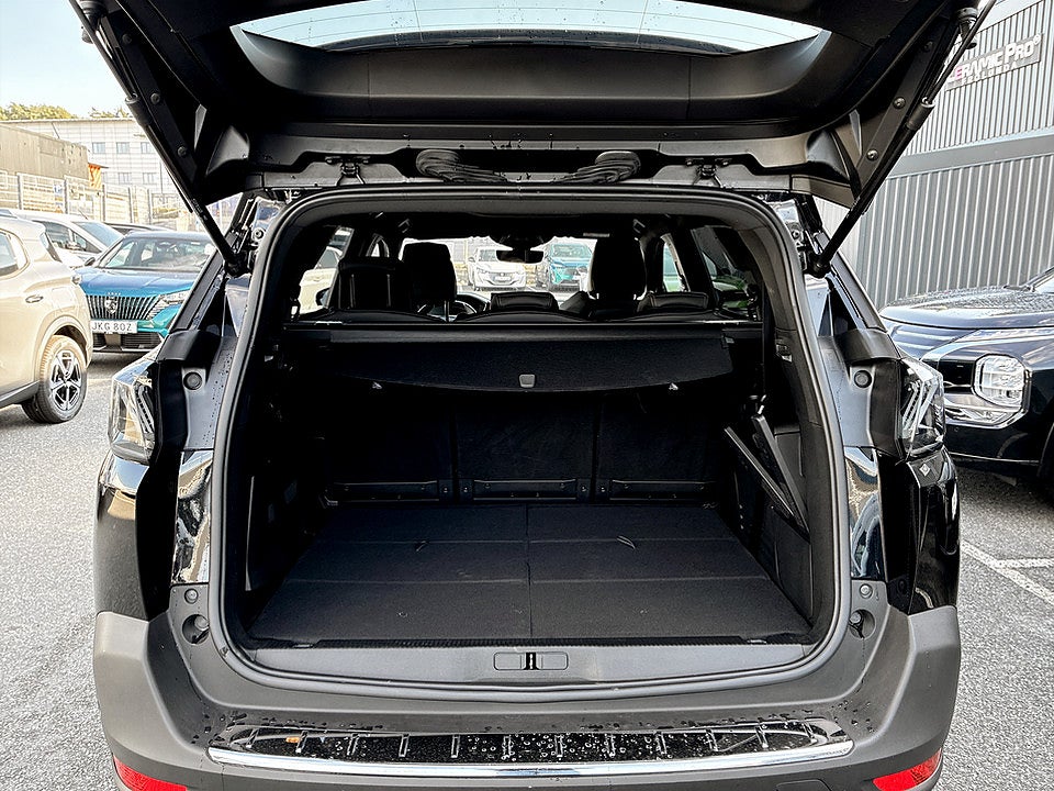 Bild på Peugeot 5008 GT 1.2 PT 130hk Aut 7-SITS B-KAMERA CARPLAY