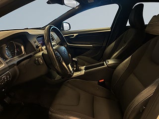 Volvo V60 D4 Classic Momentum Drag/D-värm/SoV-hjul/Rattvärm/Navi – bild 7