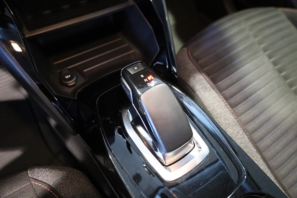 Peugeot E-208 e-208 136hk | Carplay | 2020