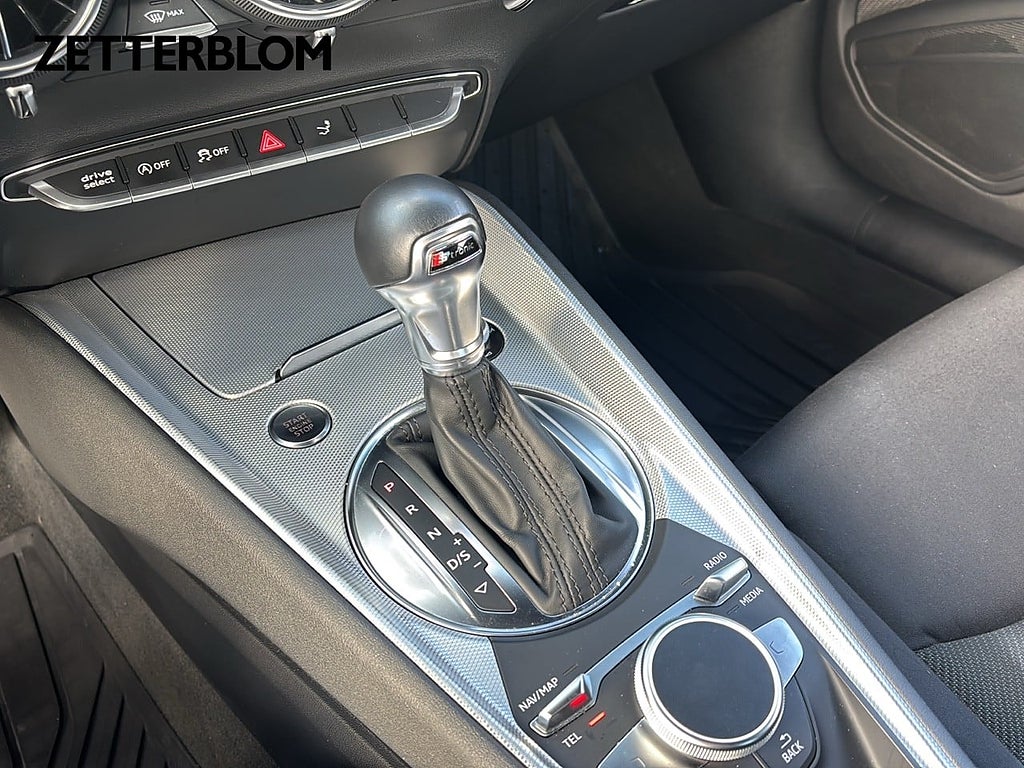 Sportkupé Audi TT 14 av 14