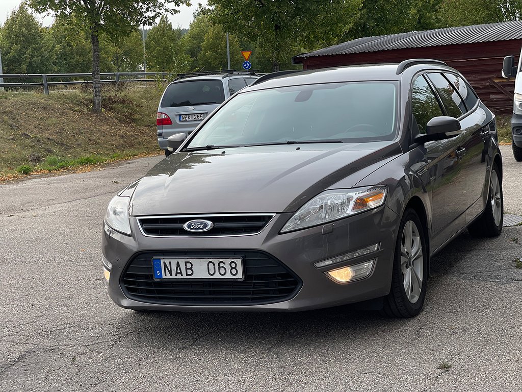 Ford Mondeo Kombi 1.6 TDCi Sport Edition Nybesiktigad 