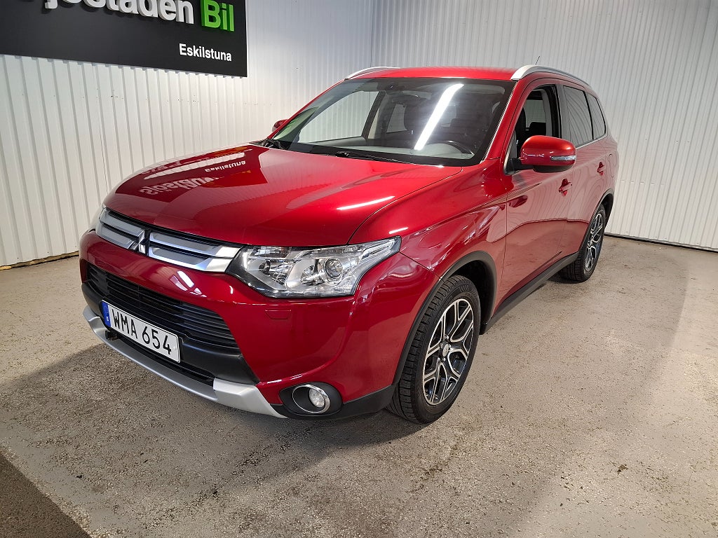 Mitsubishi Outlander 2.2 Di-D 4WD 7-sits fr 3.99% Business Läd Kam Drg Värm