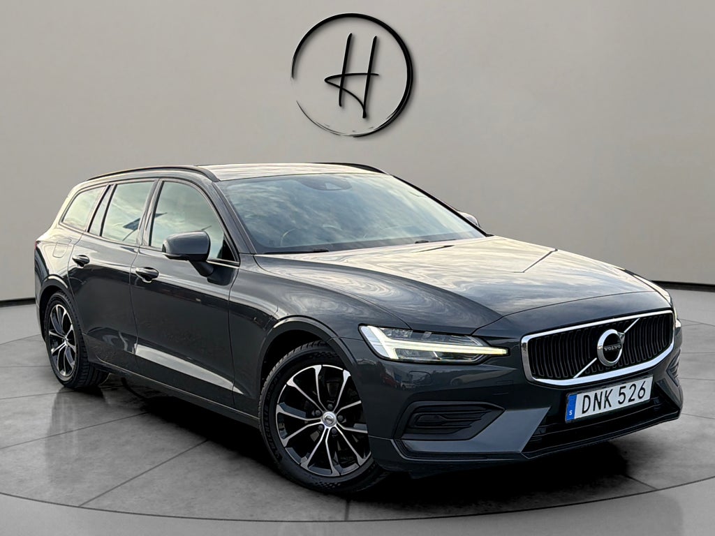 Volvo V60 D4 190hk Momentum VOC Rattvärme Nybytt Kamrem * SE-UTR