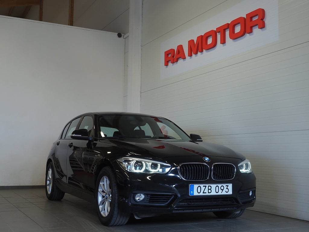 BMW 118I Steptronic 136hk Automat Advantage P-Sensorer 2016