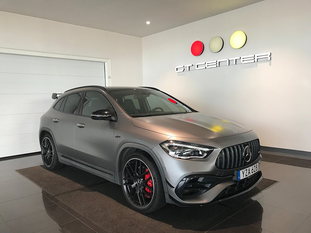 Mercedes-Benz GLA AMG 45 S 4M+ Panorama Burmester Skalstolar