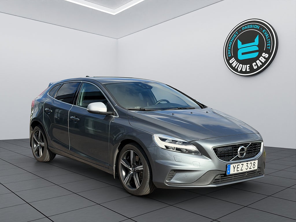 Volvo V40 D3| Automat| R-Design | Business Adv| Nyservad| Navi