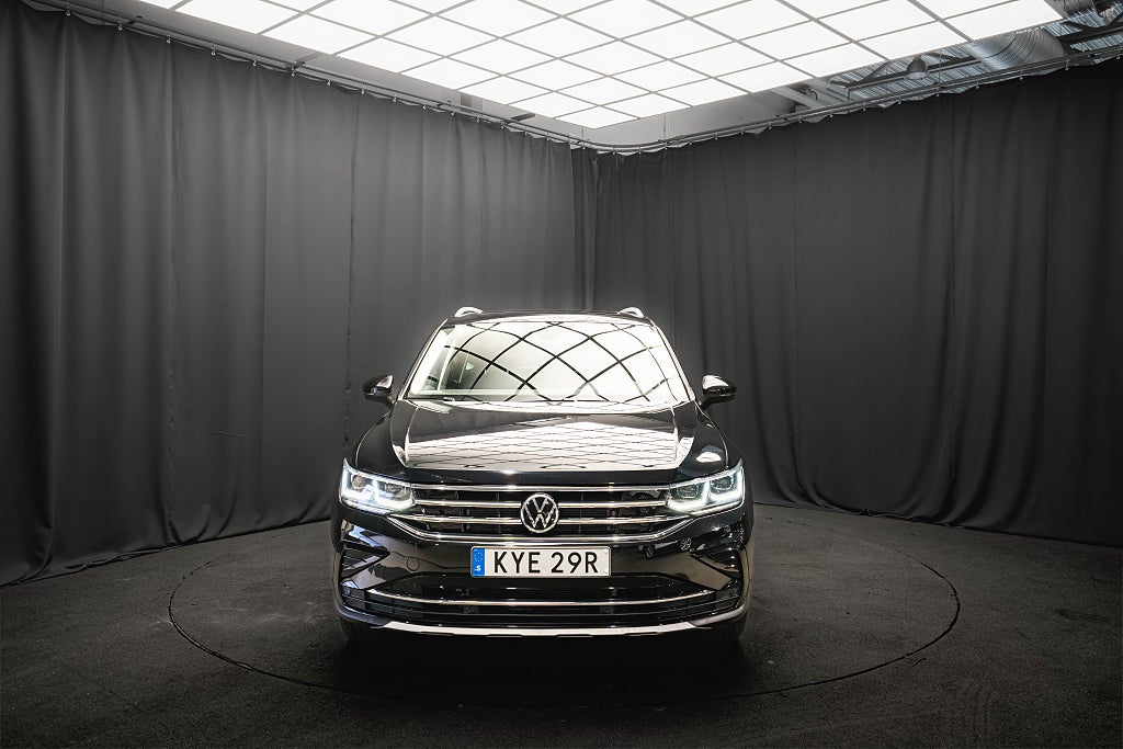 Volkswagen Tiguan TDI 4M PANO D-VÄRM DRAG KAMERA COCKPIT IQ 1-ÄGARE MOMS