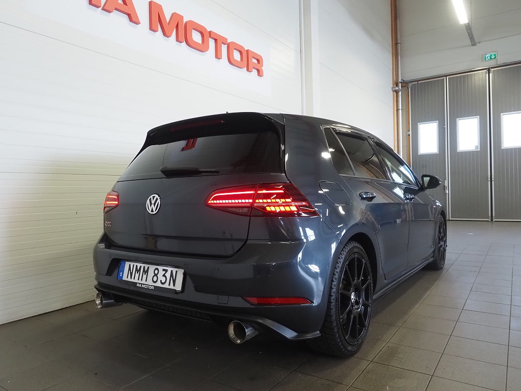Volkswagen Golf GTI Performance 2.0 245hk DSG M-Värm Kamera Sportavgas 2020