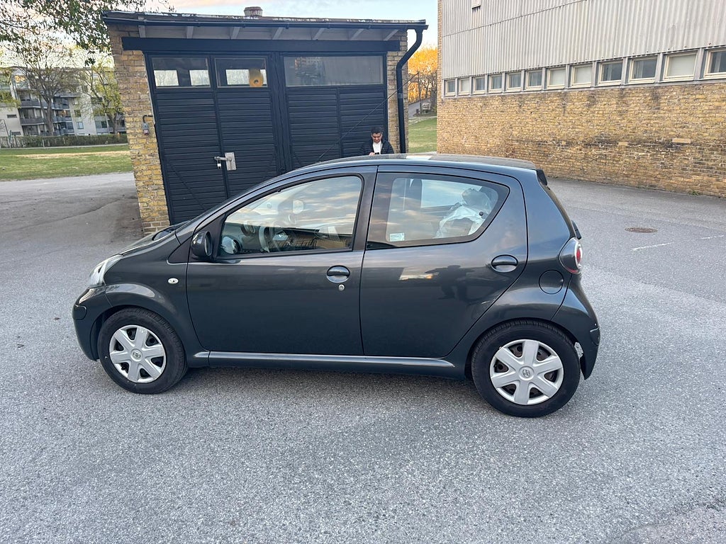 Toyota Aygo 5-dörrar 1.0 VVT-i  9000MIL