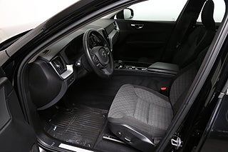 SUV Volvo XC60 9 av 25