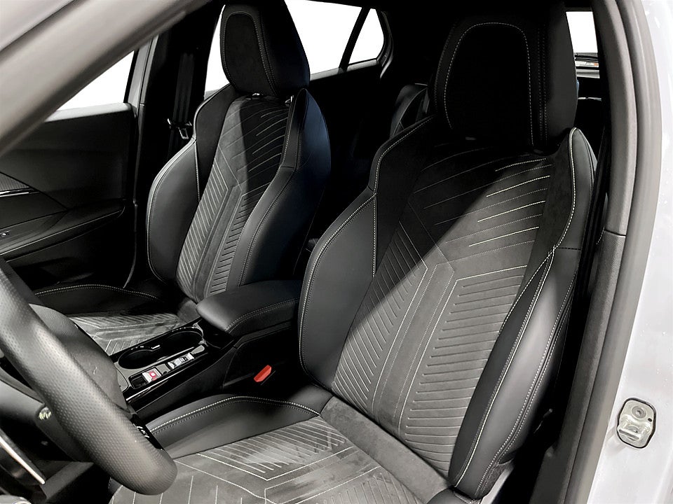 Bild på Peugeot 2008 GT 1.2 PT Aut B-KAMERA CARPLAY 130hk