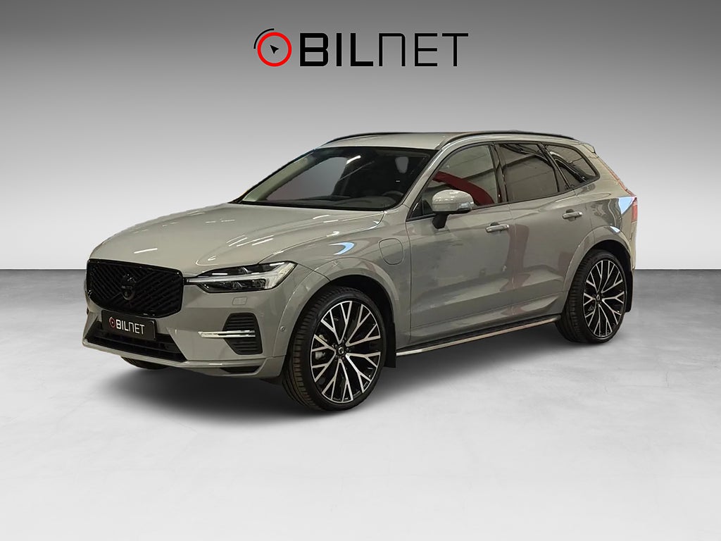 Volvo XC60 Recharge T6 AWD 495mil / 2026 H/K 22" Drag 360 Värmare