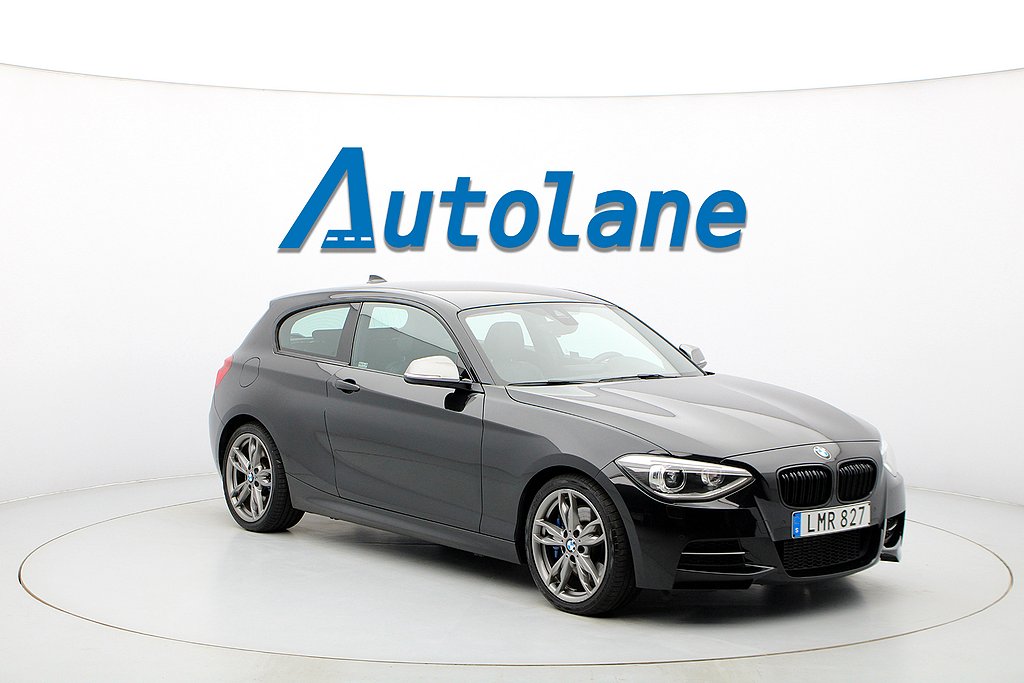 BMW M135i 3-dörrars , Skinn, Navi , Keyless, HiFi 320hk