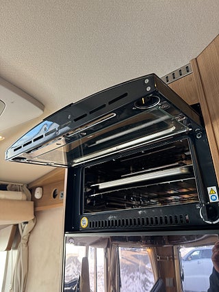 Husbil-integrerad Hymer B 678 ED-S 3.0 177HK AUT,  Långbädd & hyttsäng! ALDE! 9 av 21