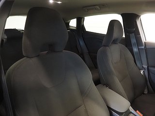 Halvkombi Volvo V40 10 av 23
