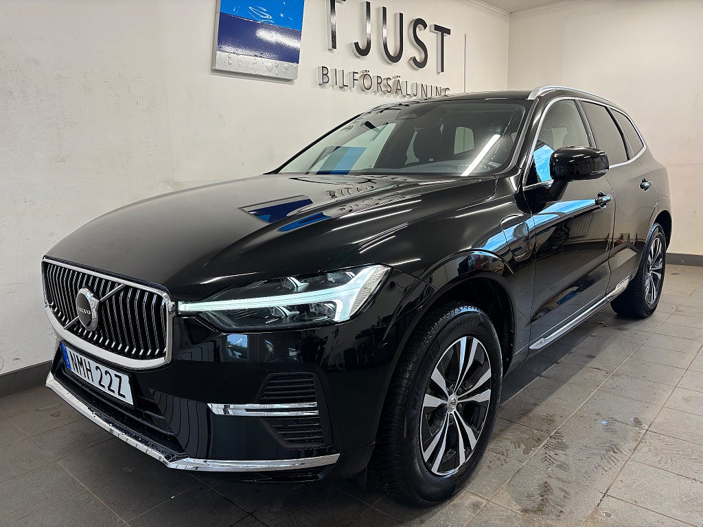 Volvo XC60 Recharge T6 AWD Core Bright Drag Panorama Euro 6
