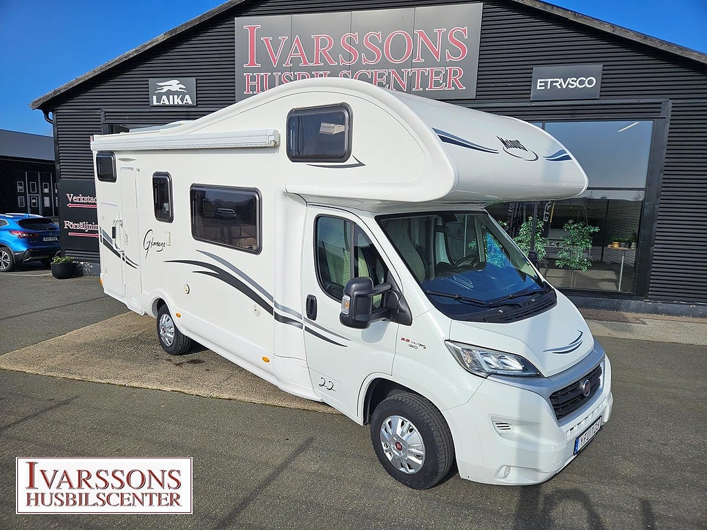 McLouis Glamys 22 / 7st bälte och sovplatser / Automat / AC bodel