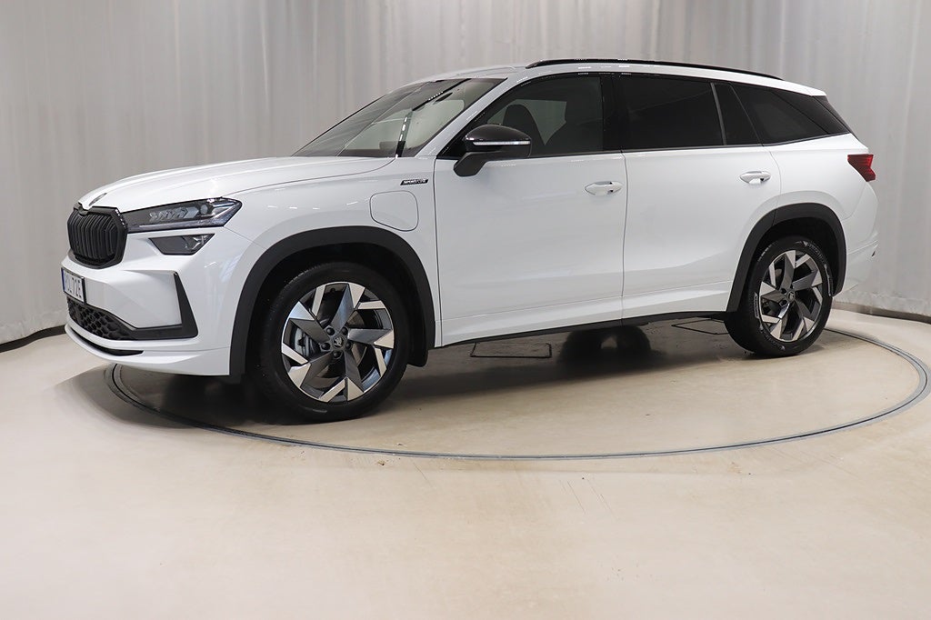 Skoda Kodiaq iV 204hk Sportline Aut Drag Kamera Keyless 2026