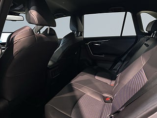 Toyota RAV4 Hybrid AWD-i E-CVT Drag Mvärm Psens Kamera Elstol SoV – bild 13