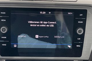 Kombi Volkswagen Passat 18 av 21