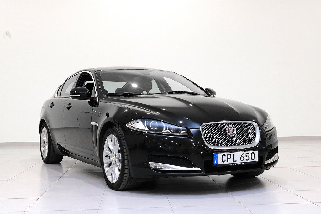 Jaguar XF 2.2 TDi4 163hk / Navi / Kamera / Automat