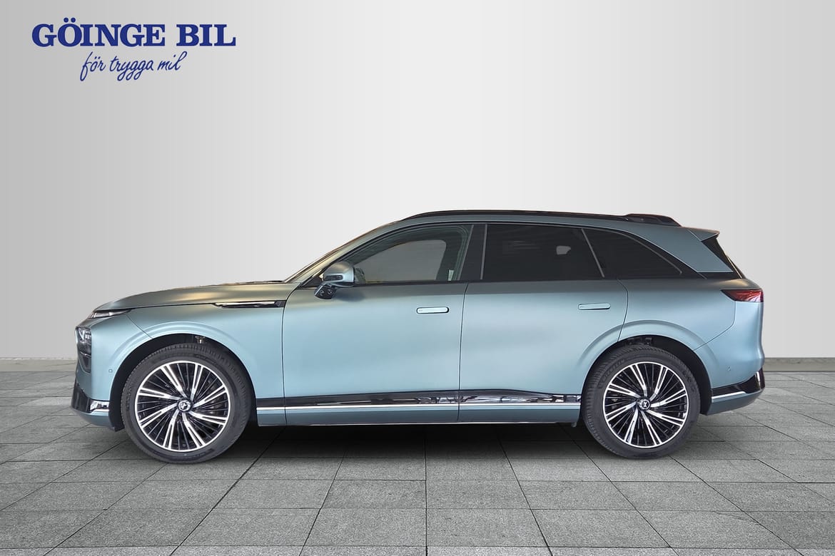 XPENG G9 Demobil, ring för visning 2025, bild 5/10
