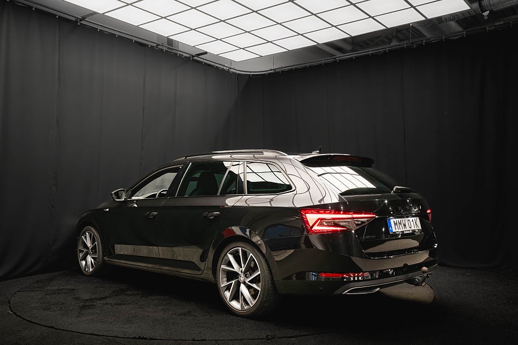 Skoda Superb SPORTLINE DRAG B-VÄRMARE KAMERA COCKPIT 1-ÄGARE MOMS