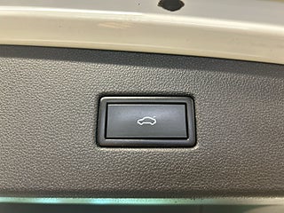Volkswagen Tiguan 2.0 TDI 4M Cockpit/Drag/Kamera/ M&D-Värmare/S&V-Däck – bild 18