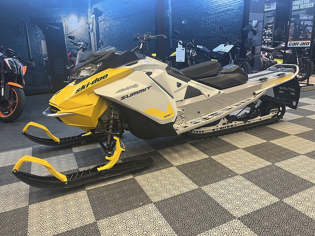 Ski-Doo Summit Neo 600 EFI -24 *Super Kampanj* 