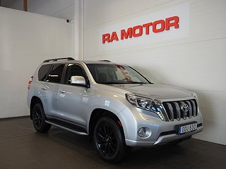 SUV Toyota Land Cruiser 4 av 24